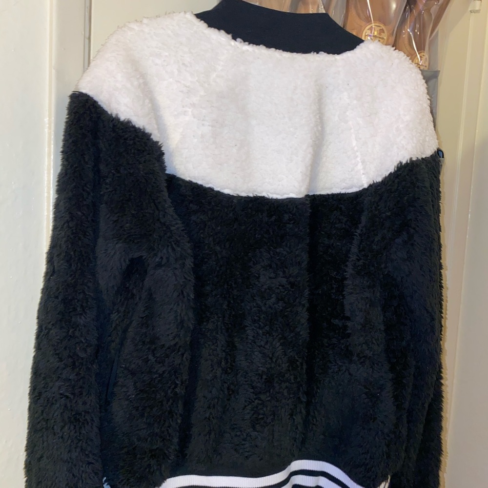 Nike furry jacket